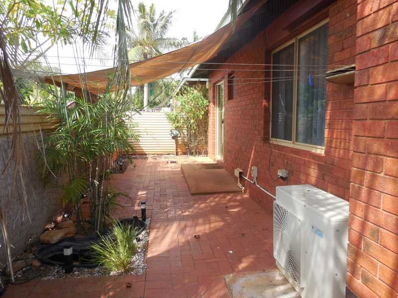 22/37 Taylor Road CABLE BEACH 8