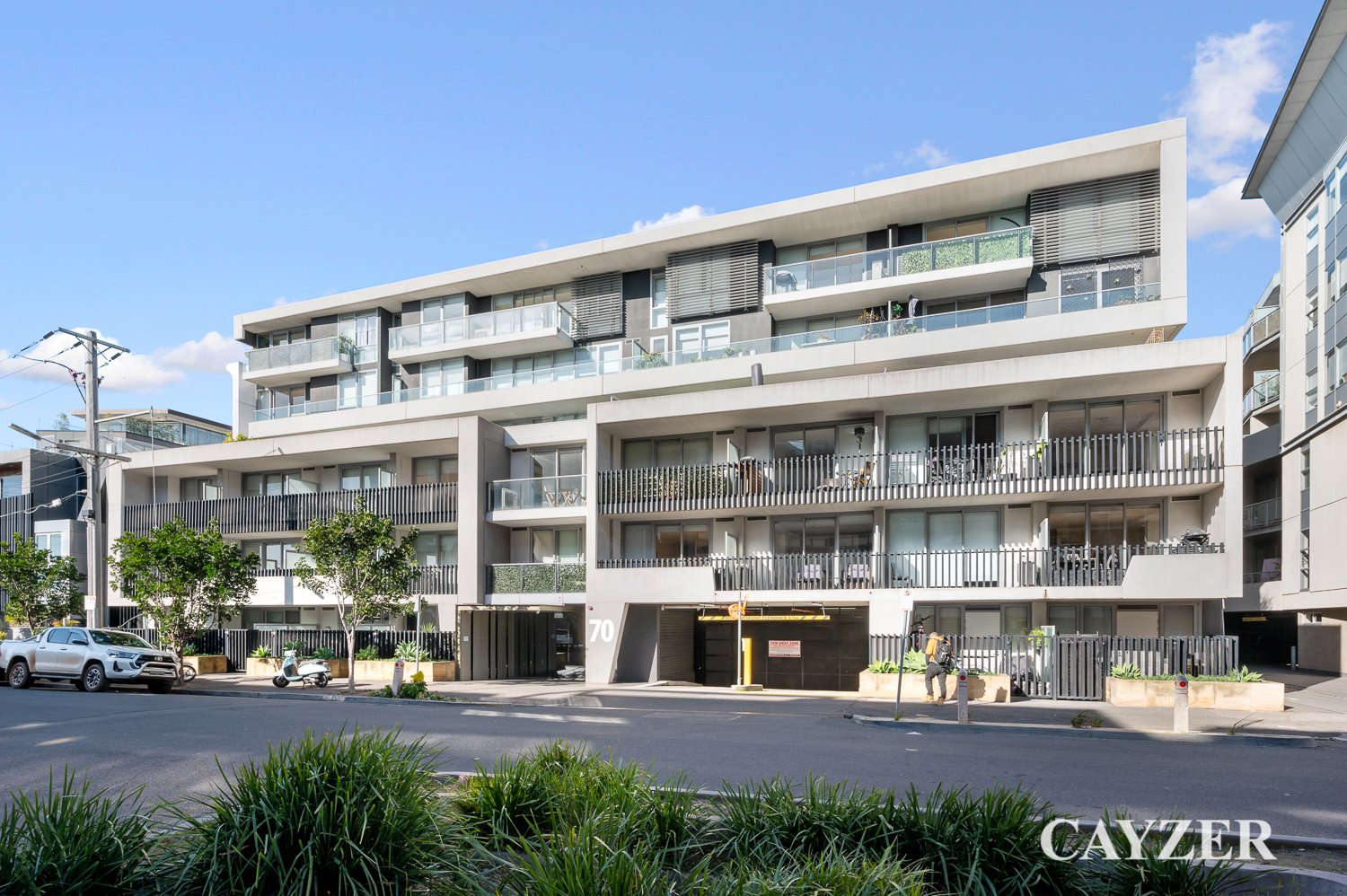 Gallery: 223/70 Nott Street