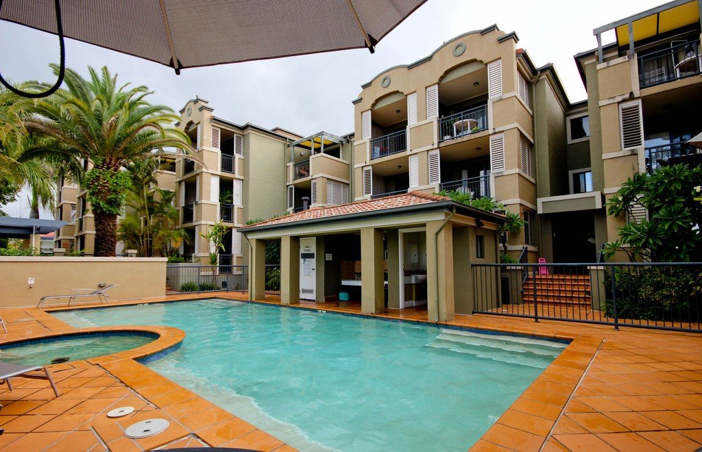 22/38 Petrel Ave  MERMAID BEACH 1