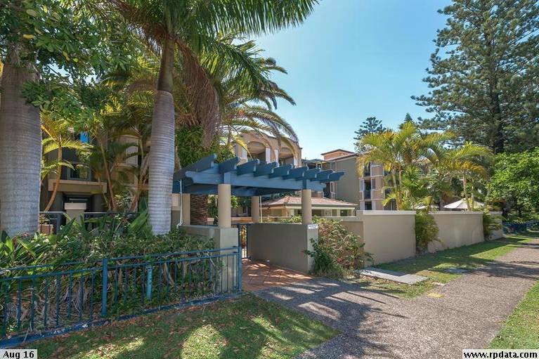22/38 Petrel Ave  MERMAID BEACH 5