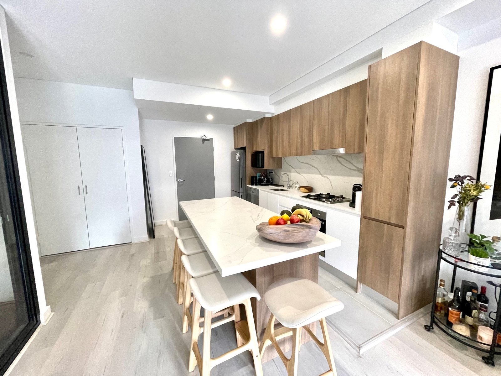 223/93 Regent Street KOGARAH 2