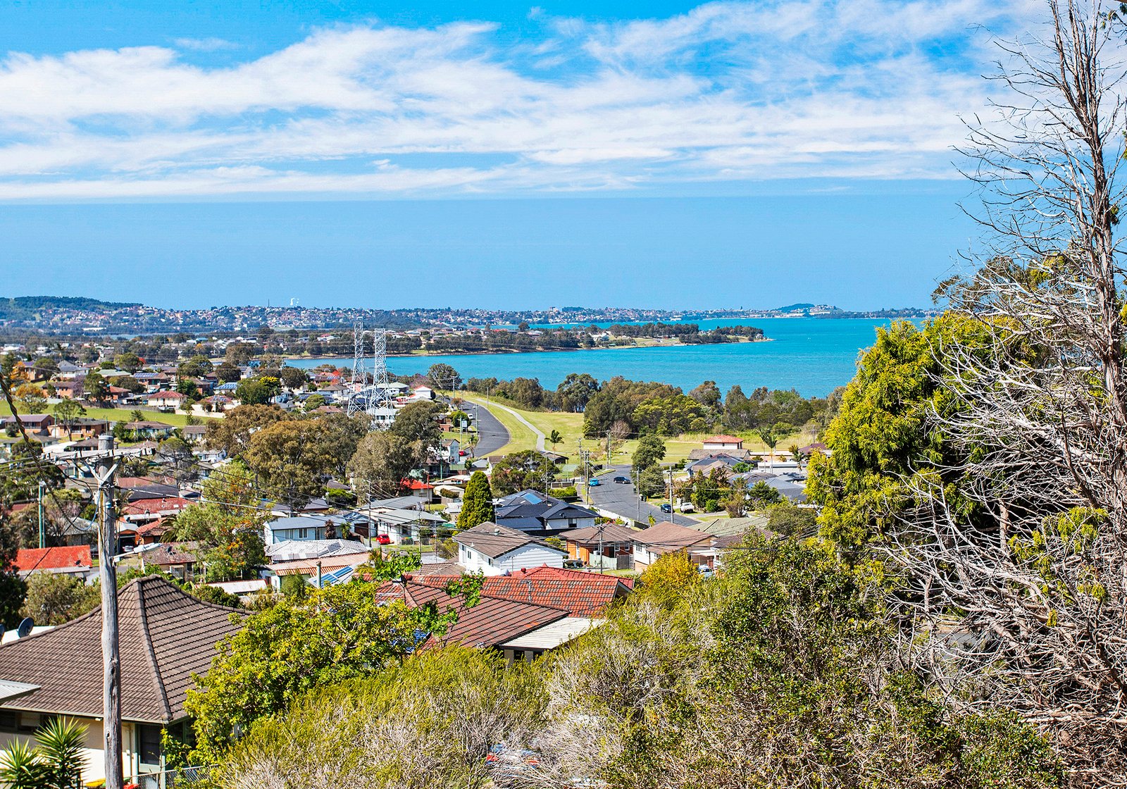 2/23a Wybalena Avenue KOONAWARRA 2