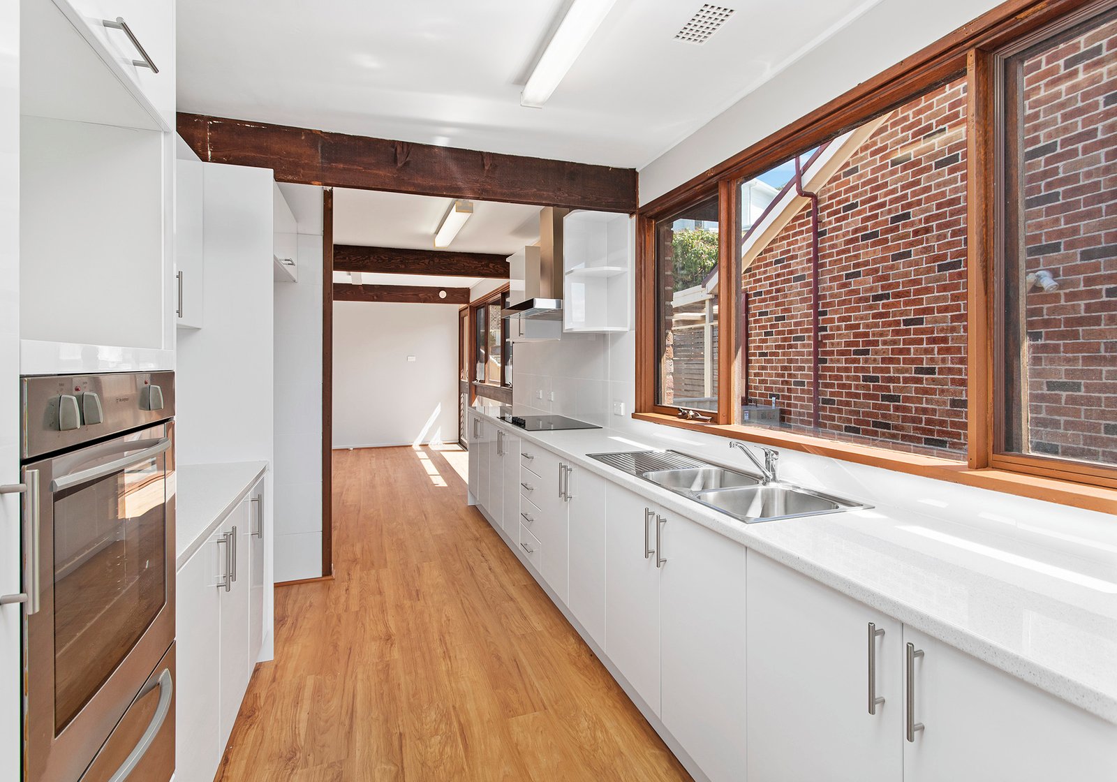 2/23a Wybalena Avenue KOONAWARRA 4