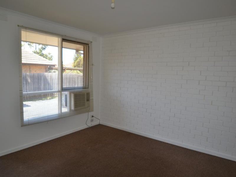 Gallery: 2/24 Albenca Street