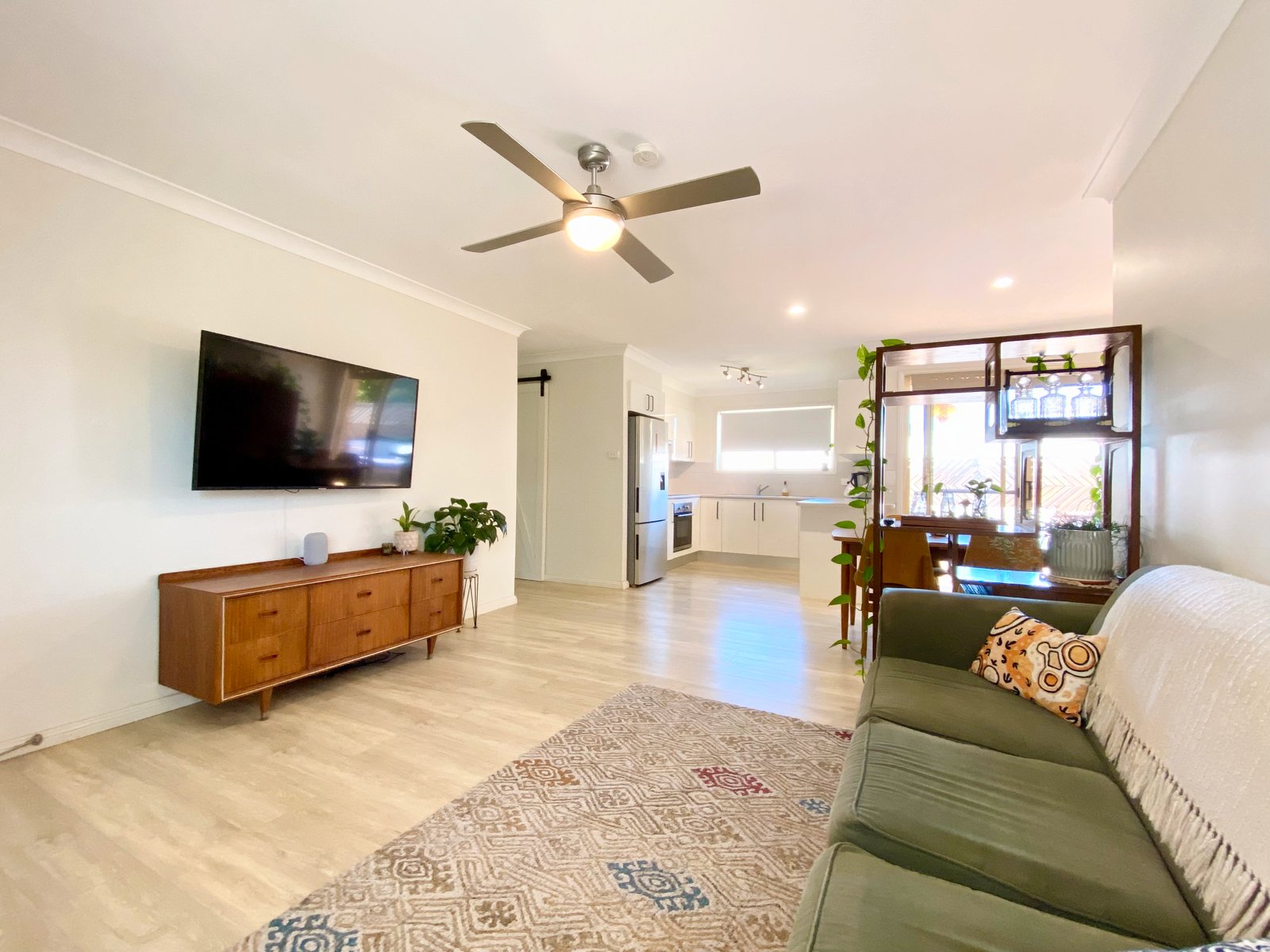 2/24 Bellmount Close ANNA BAY 3