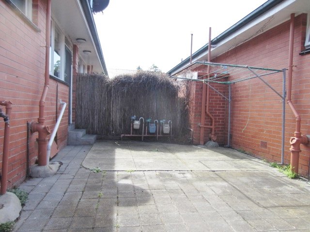 Gallery: 2/24 Blanch Street
