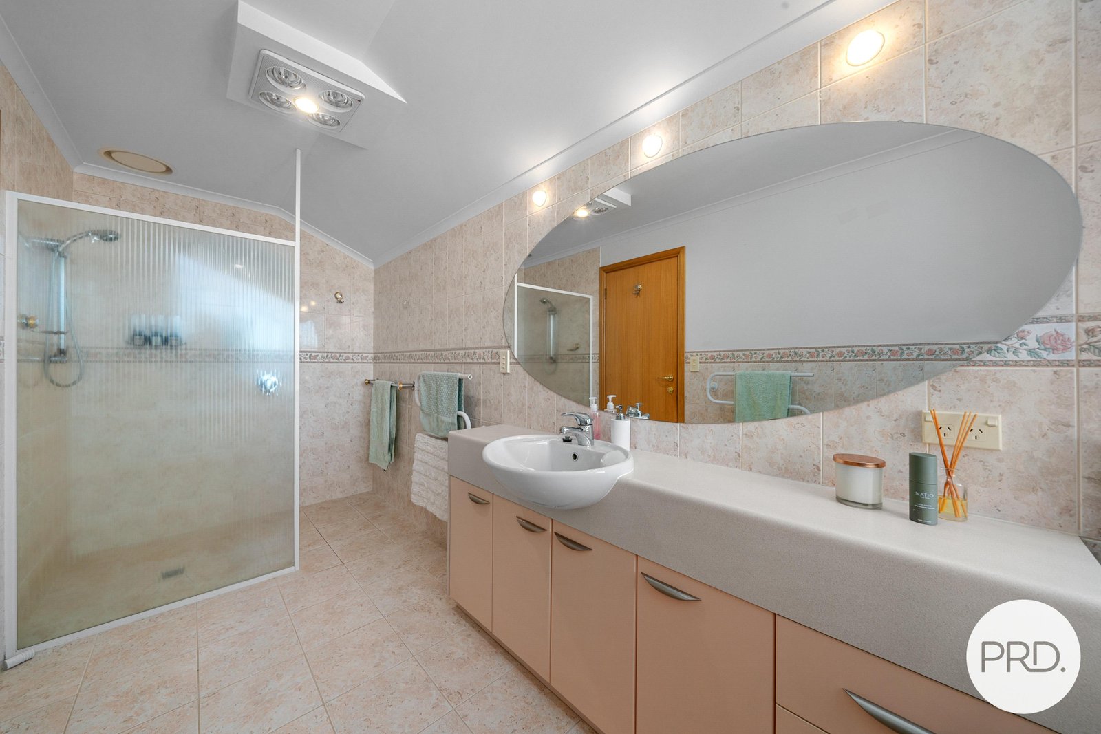 224 Carella Street HOWRAH 8