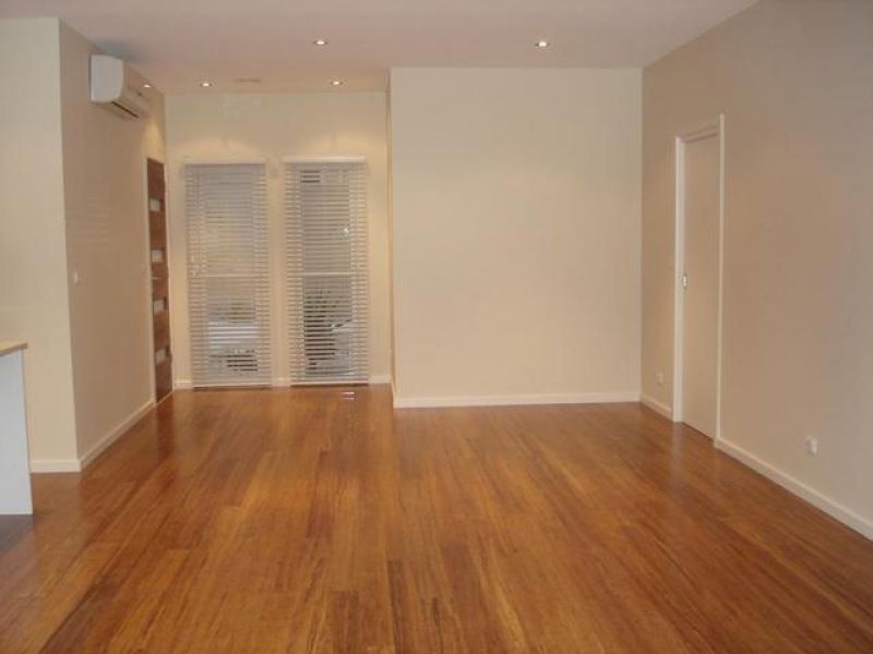Gallery: 2/24 Chesterville Drive