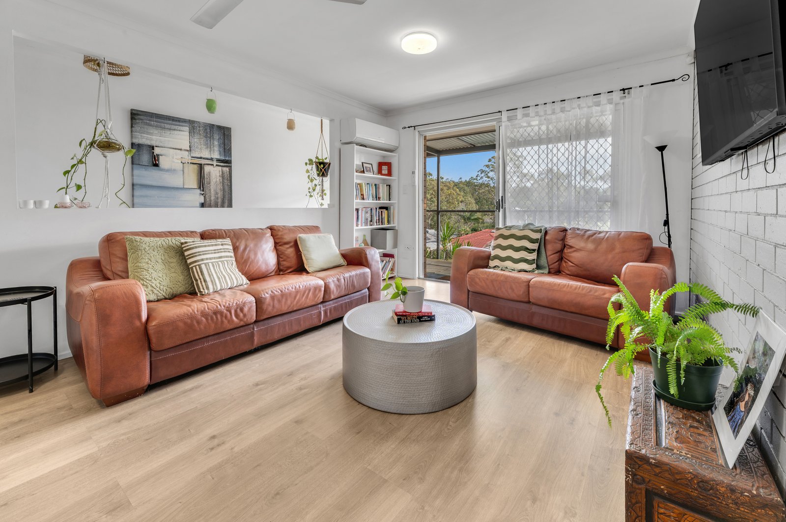 2/24 Corunna Crescent ASHMORE 3