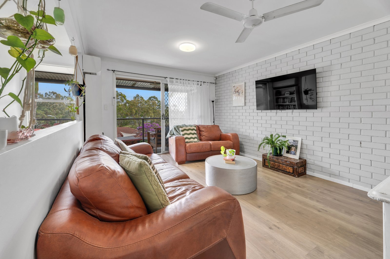 2/24 Corunna Crescent ASHMORE 6