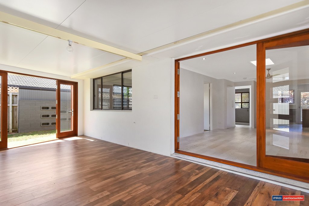 2/24 Doggett Drive MIAMI 5