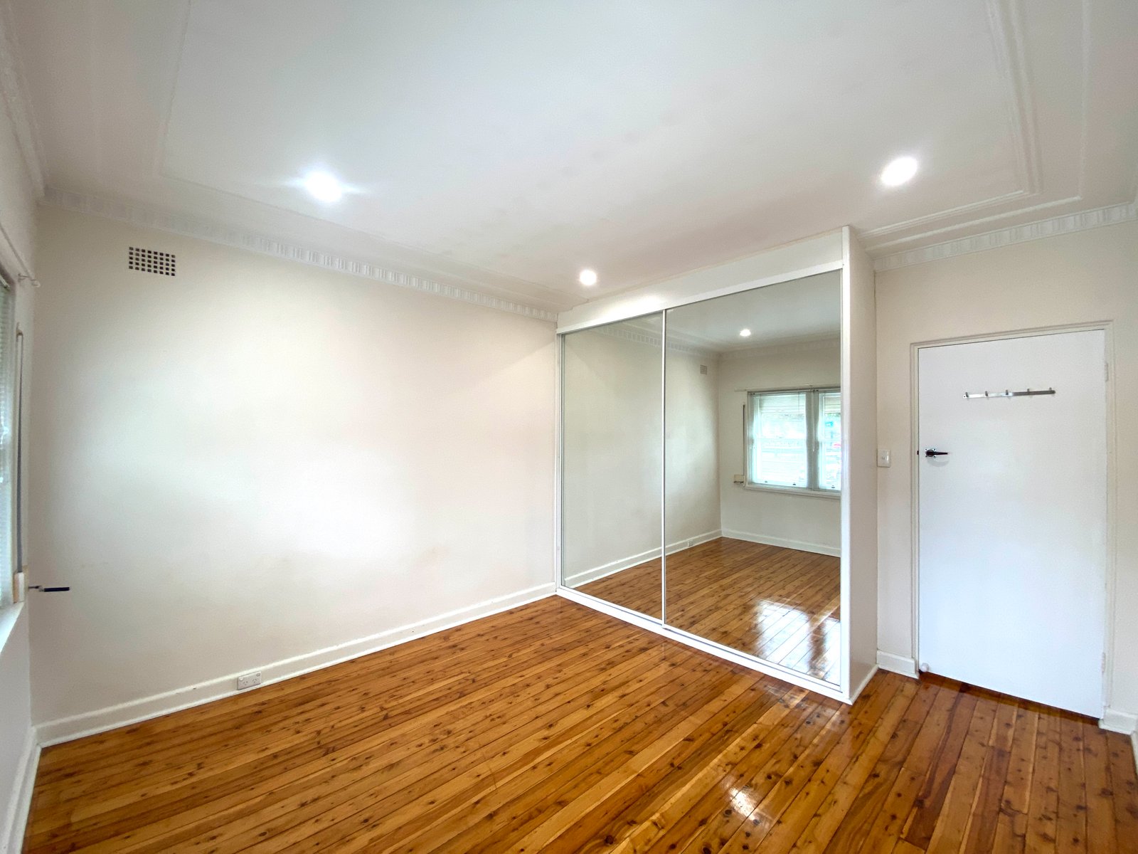 224 Kingsgrove Road KINGSGROVE 5