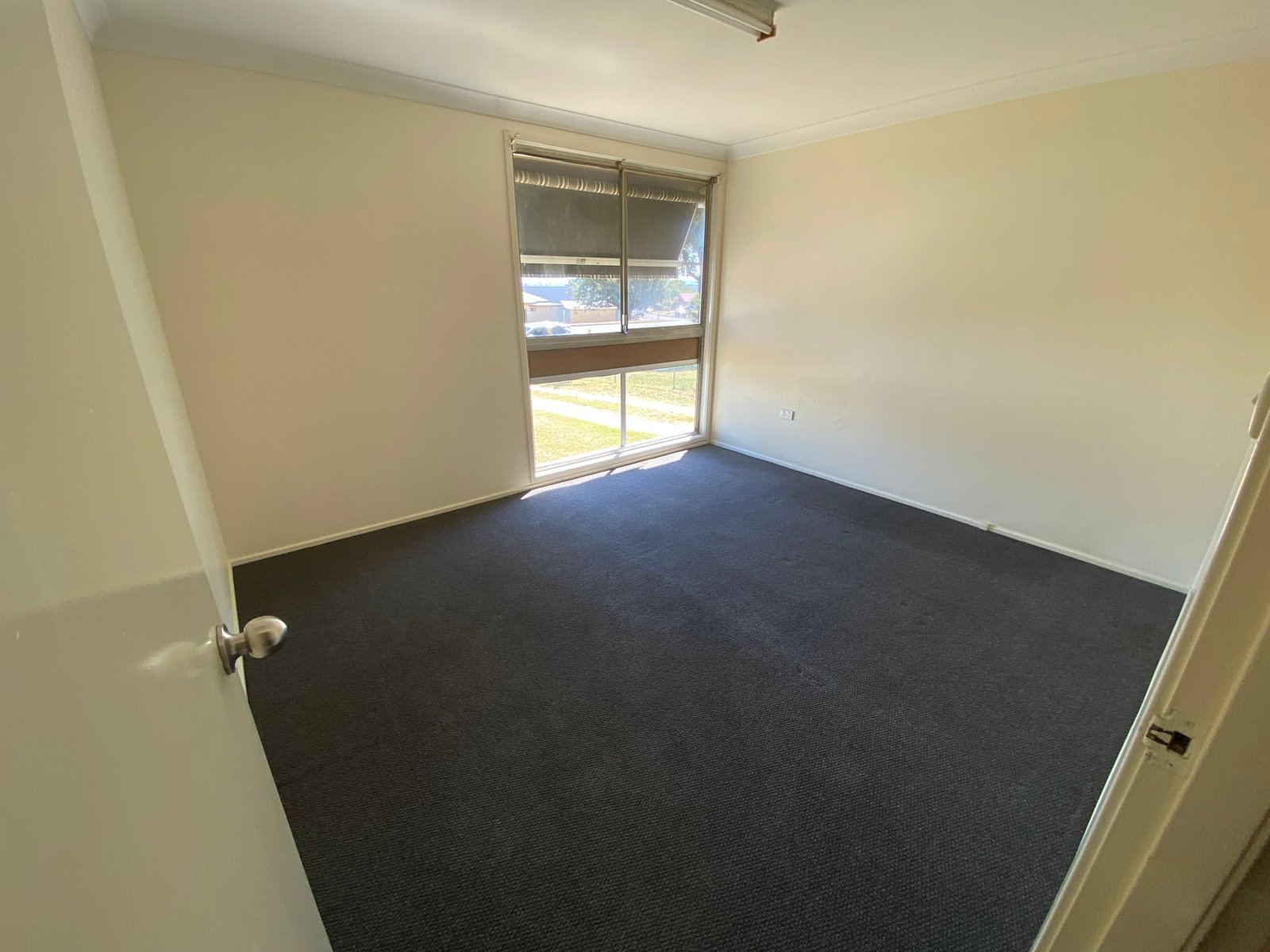 2/24 Manilla Road TAMWORTH 10