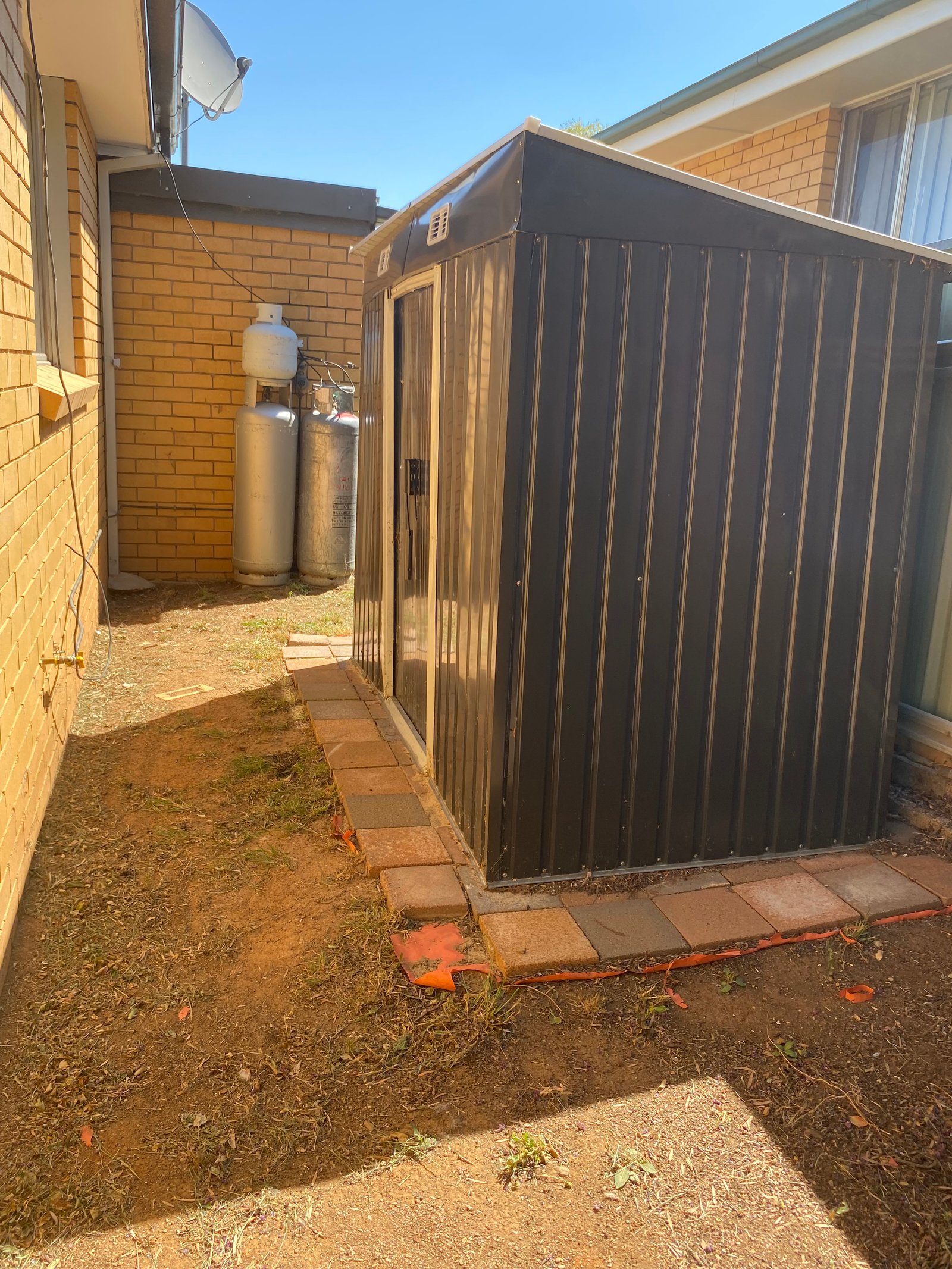 2/24 Manilla Road TAMWORTH 12