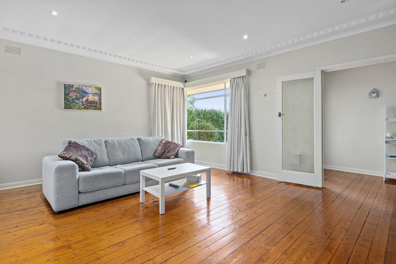Gallery: 224 Neale St