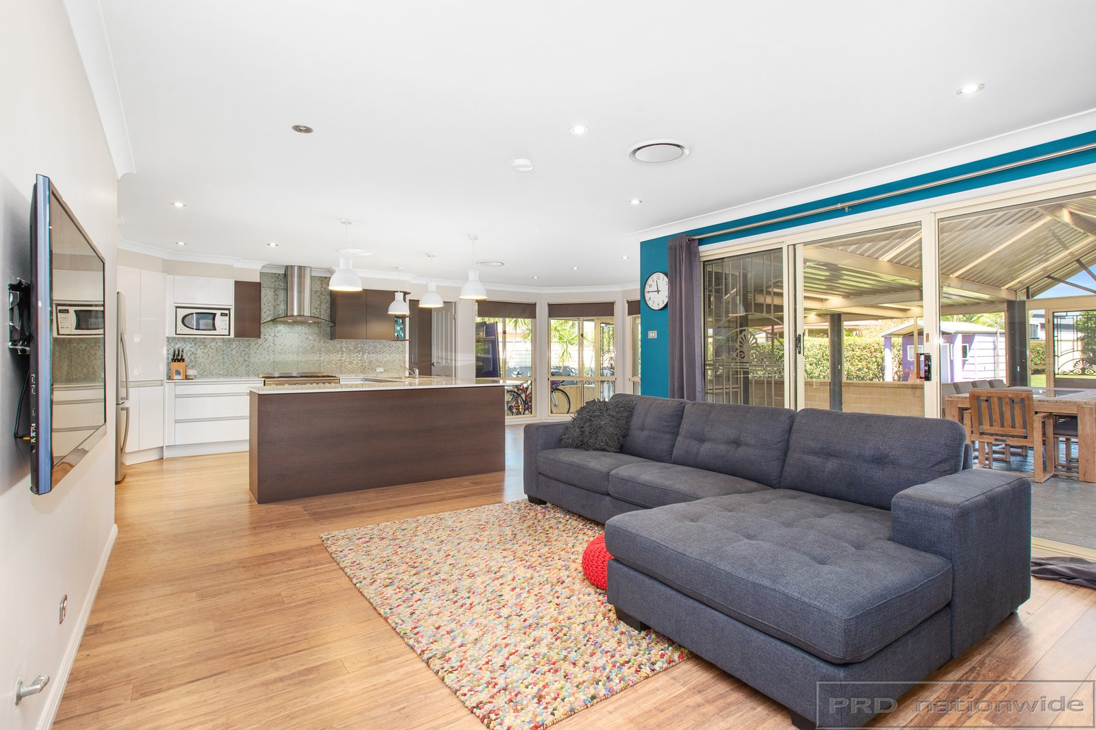 224 Somerset Drive THORNTON 6