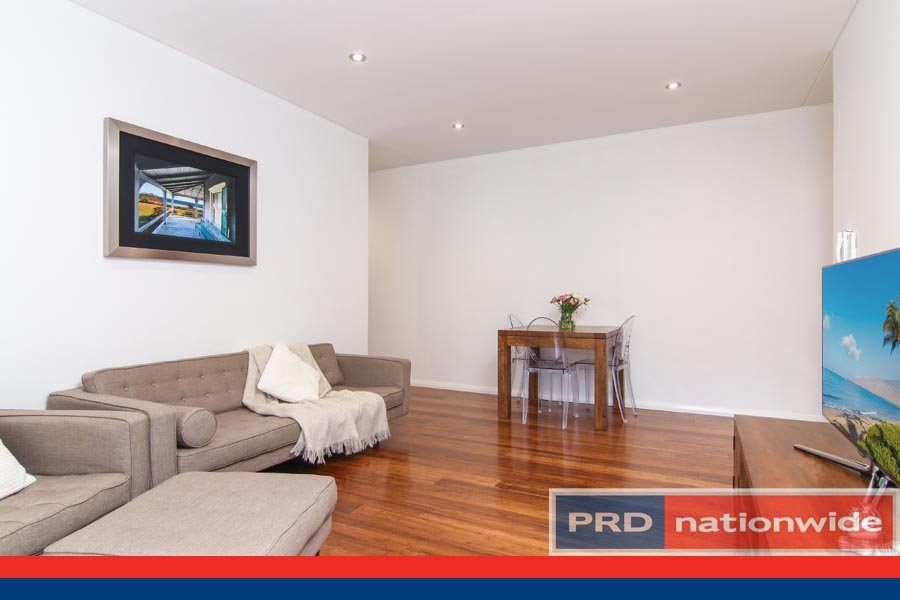 2/24 Wonoona Parade East  OATLEY 2