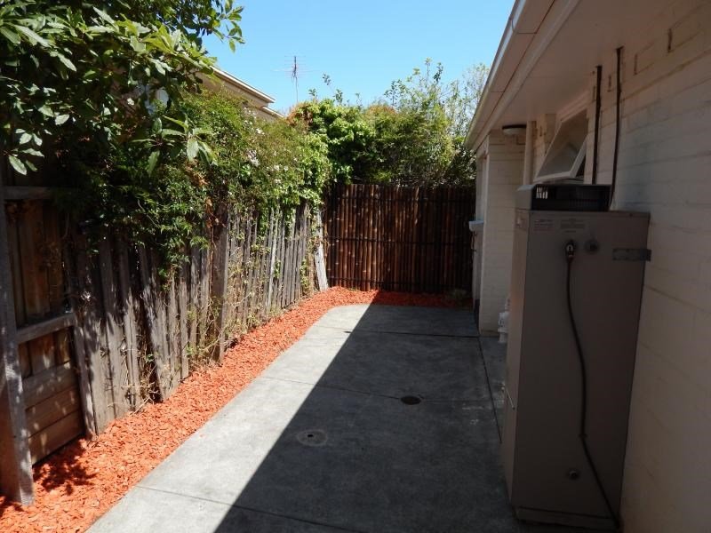 Real Estate and Property in 2/240 Bambra Road, Caulfield South, VIC