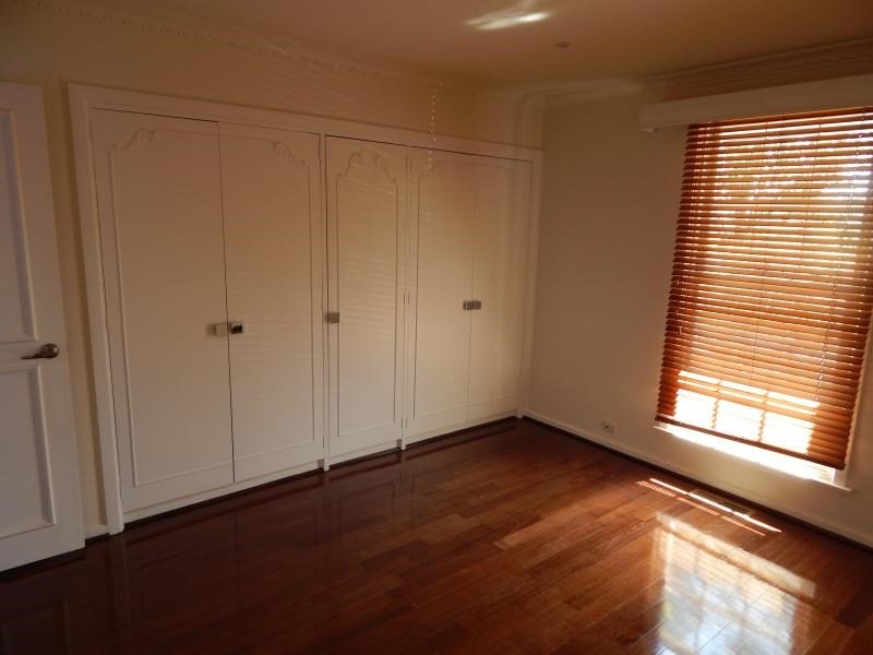 Real Estate and Property in 2/240 Bambra Road, Caulfield South, VIC