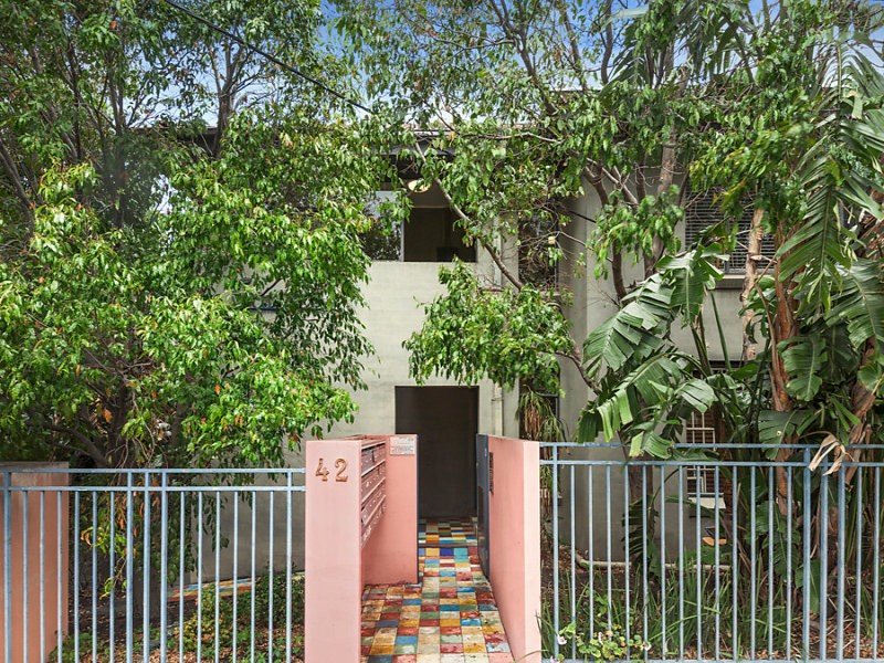 Gallery: 22/42 Waterloo Crescent