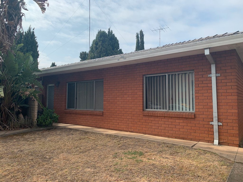 2/244 High Street PENRITH 2