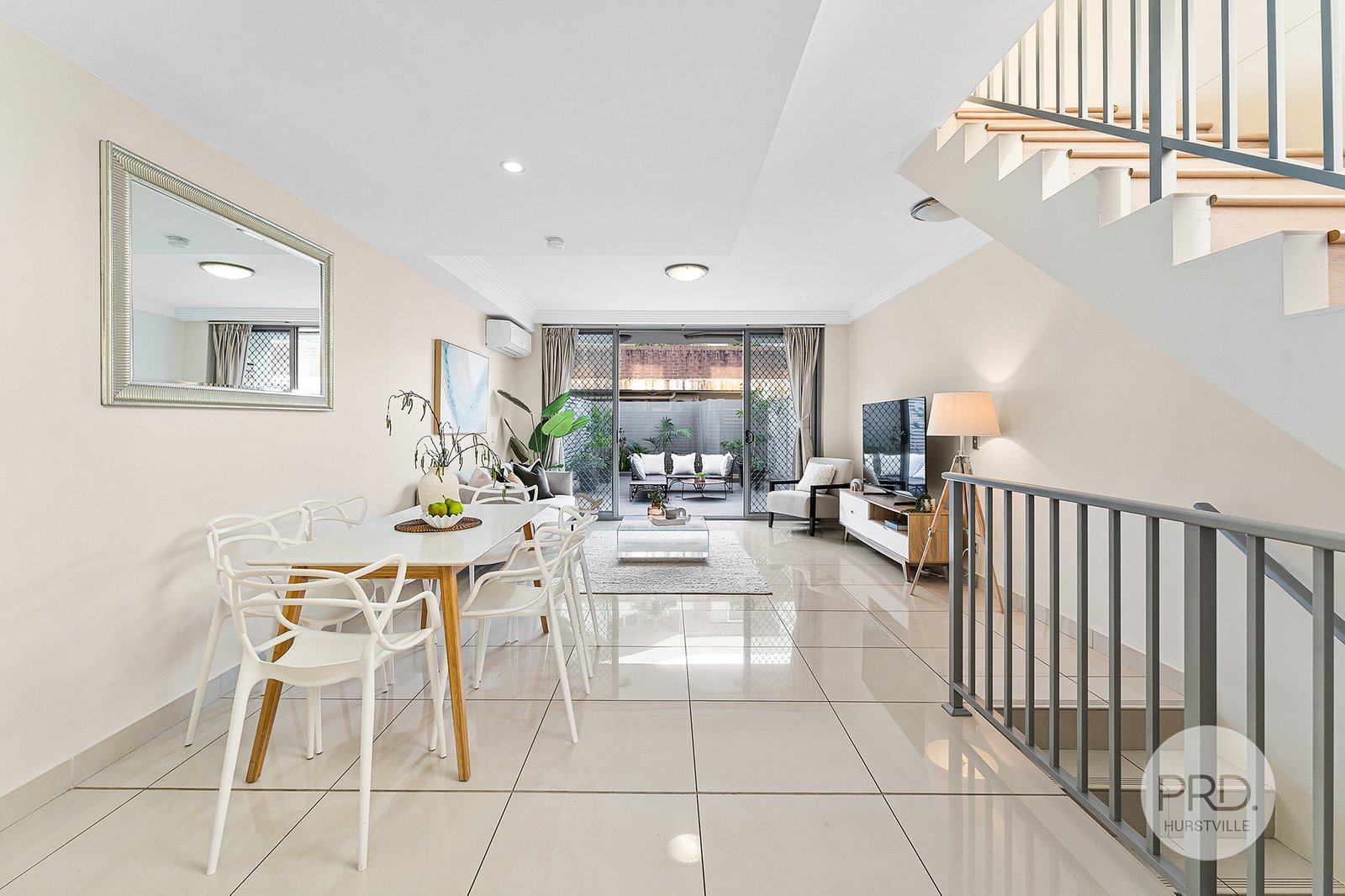 22/45 Forest Road HURSTVILLE 3