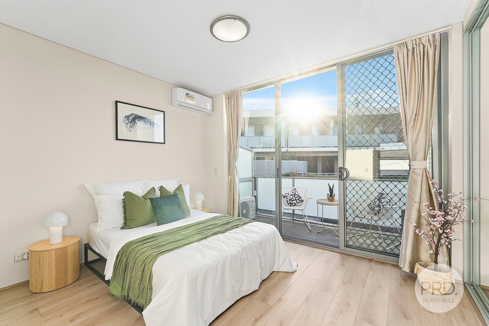 22/45 Forest Road HURSTVILLE 6