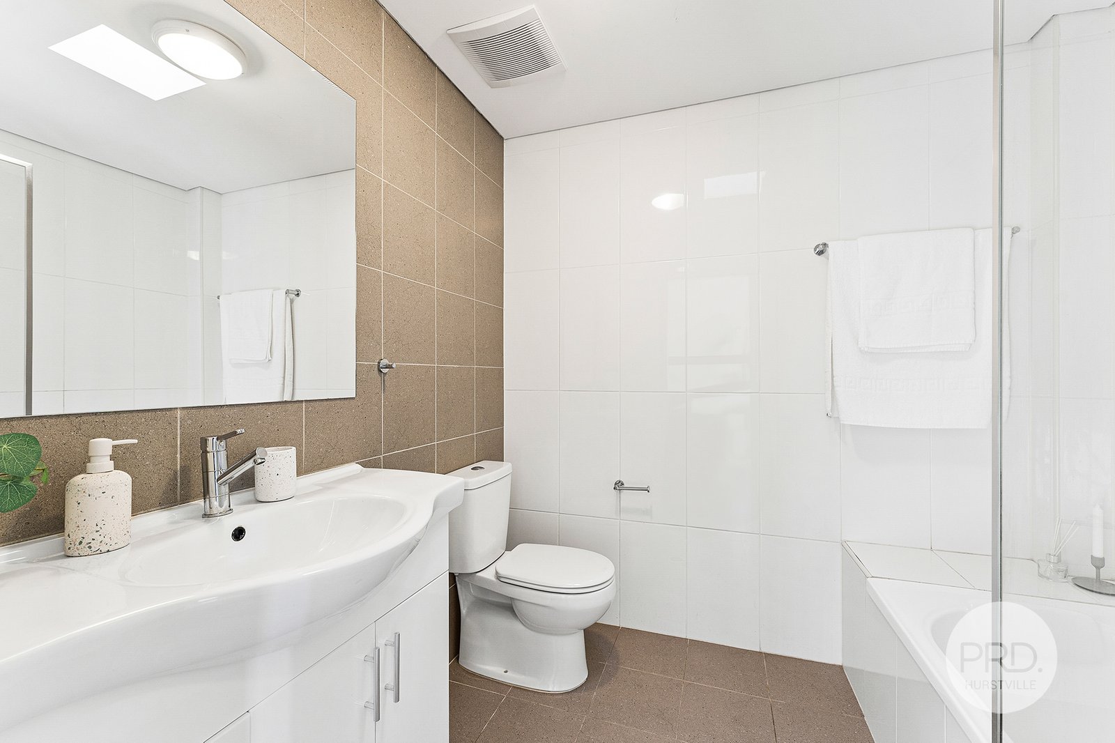 22/45 Forest Road HURSTVILLE 7