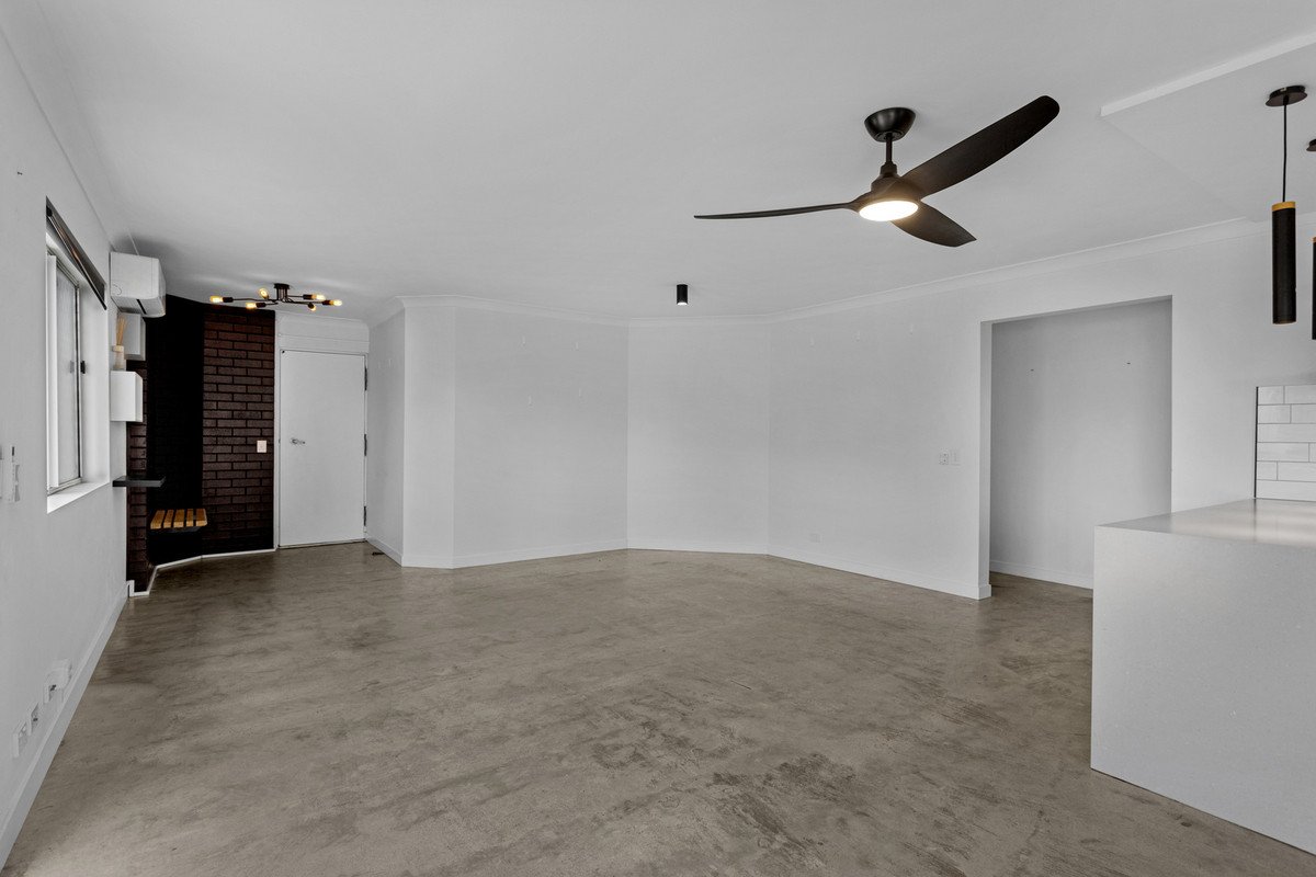 2/246 Jefferson Lane Palm Beach 6