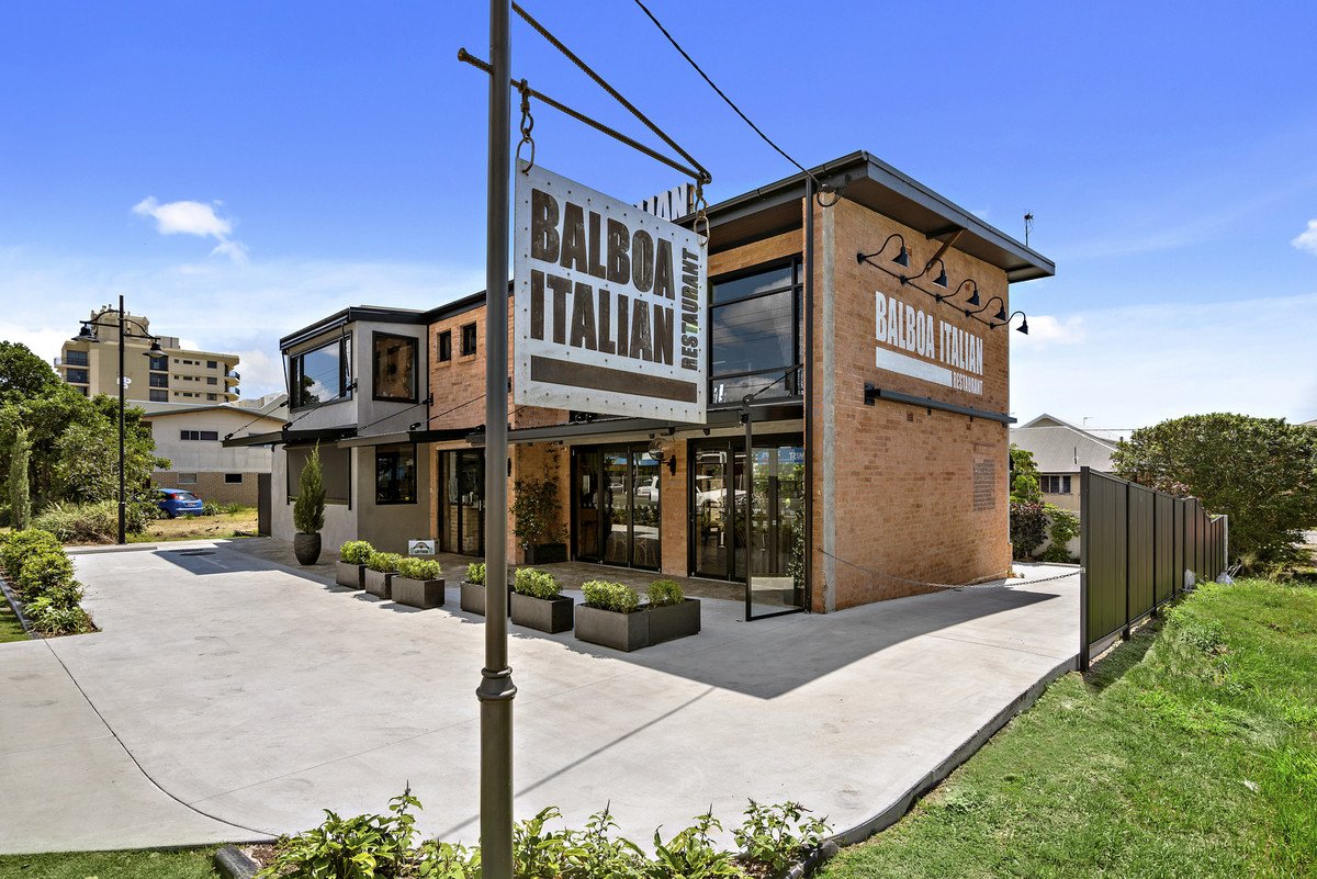 2/246 Jefferson Lane Palm Beach 19