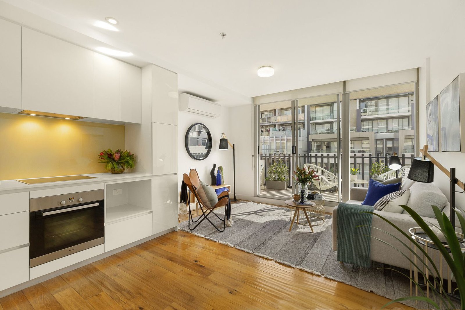 Gallery: 224/70 Nott Street