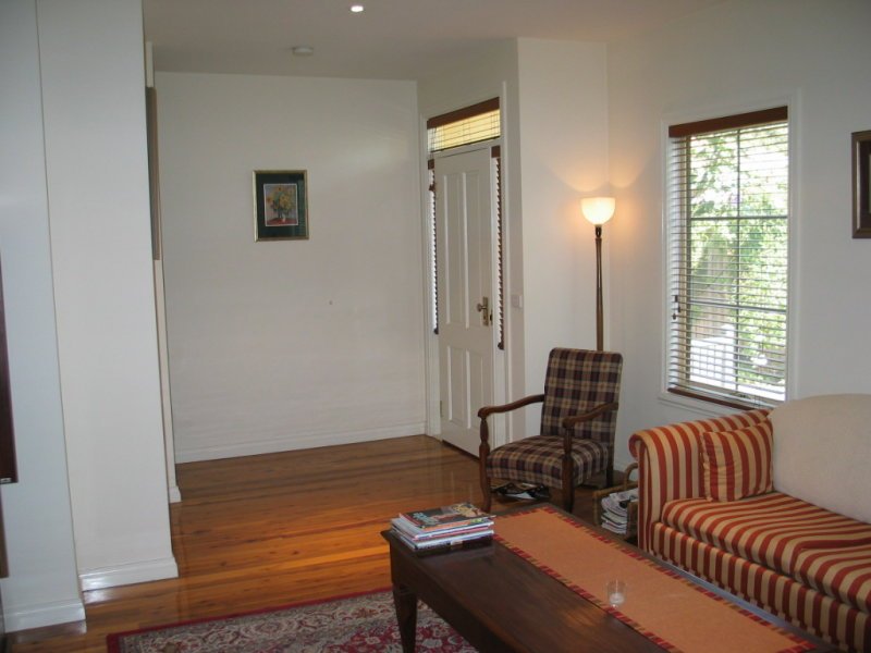 Gallery: 2/248 Francis Street
