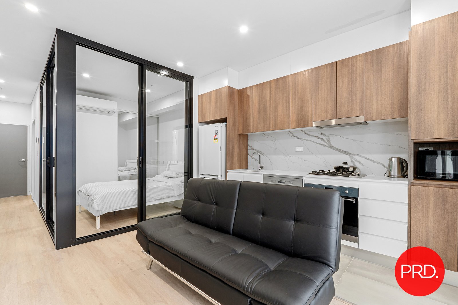 224/93 Regent Street KOGARAH 1