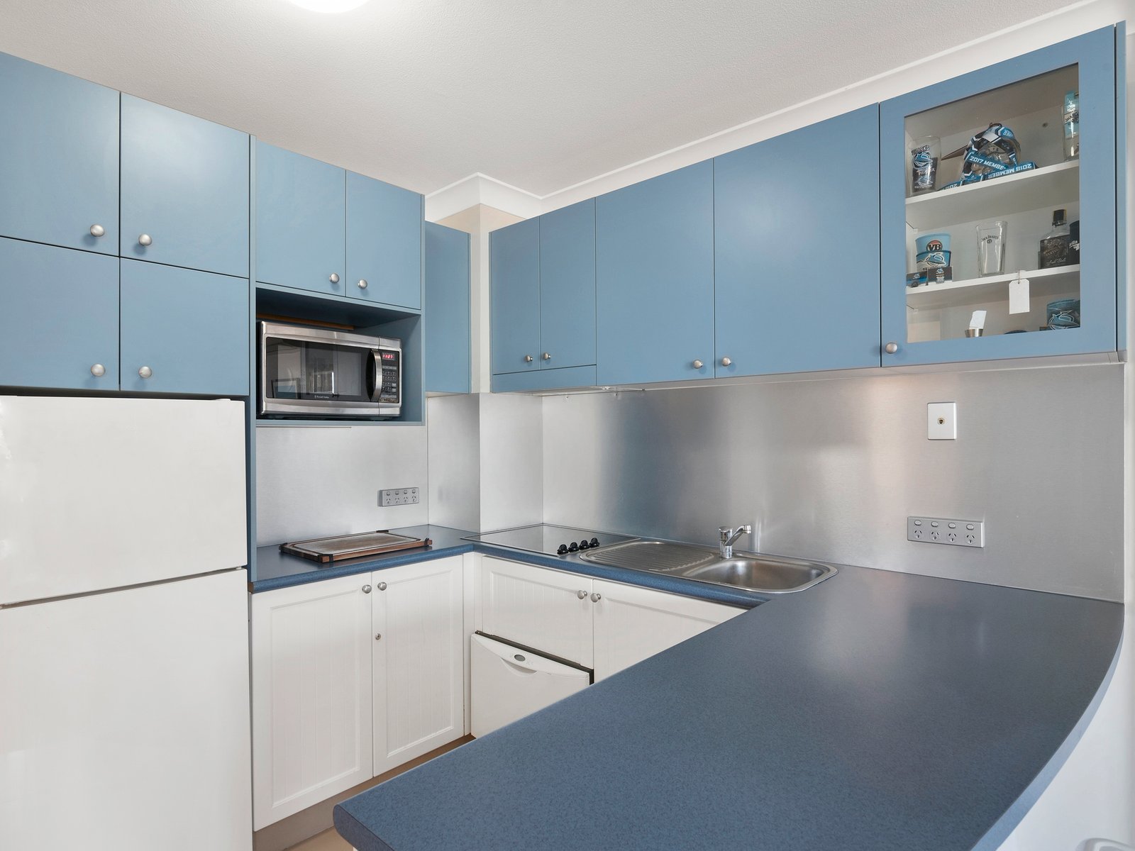 224/99 Griffith St  COOLANGATTA 3