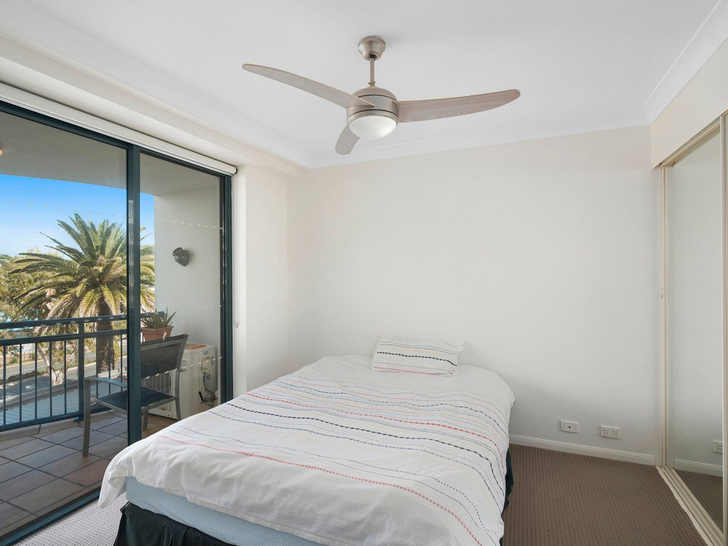 224/99 Griffith St  COOLANGATTA 5