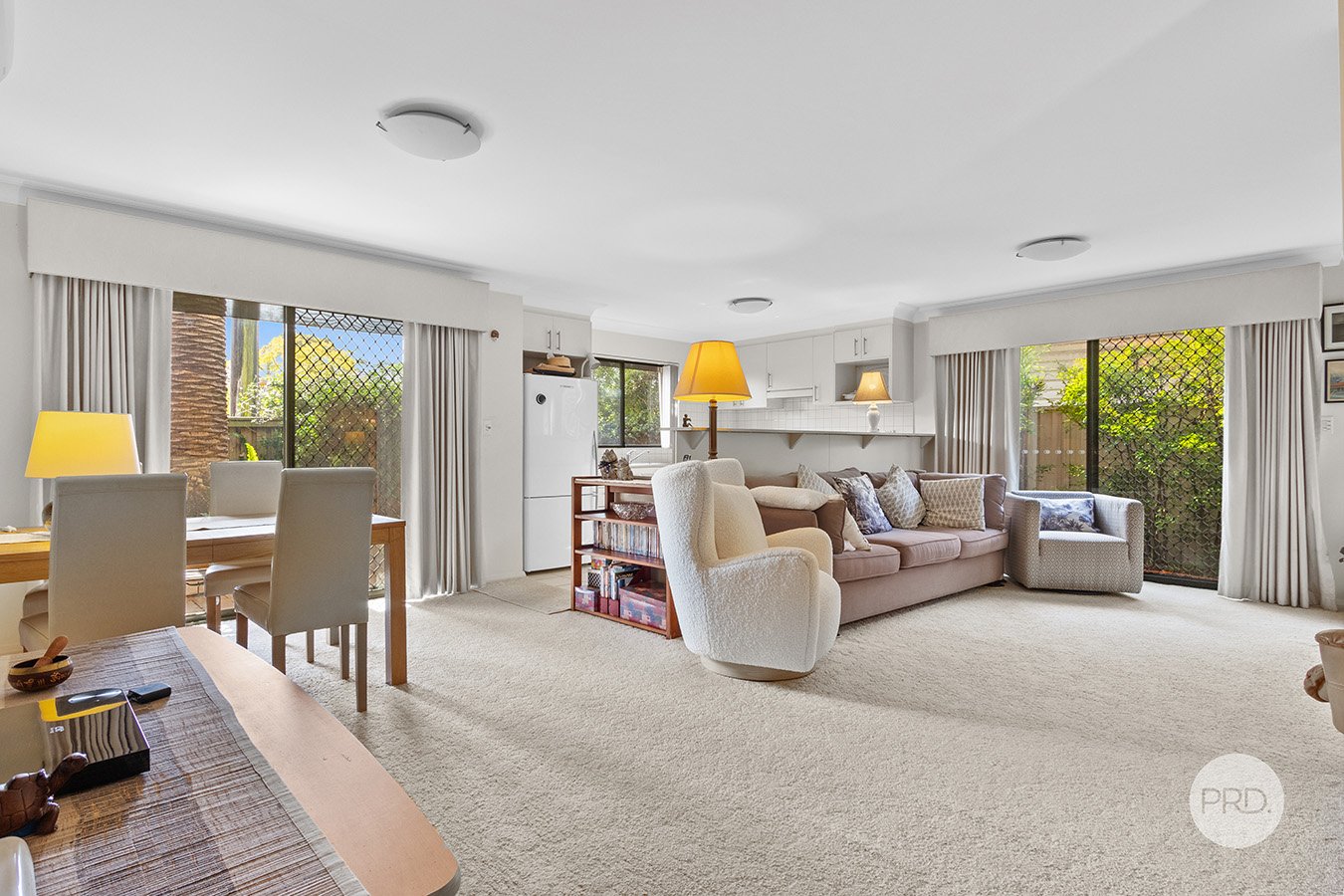 2/25-27 Henry Lawson Drive PEAKHURST 1