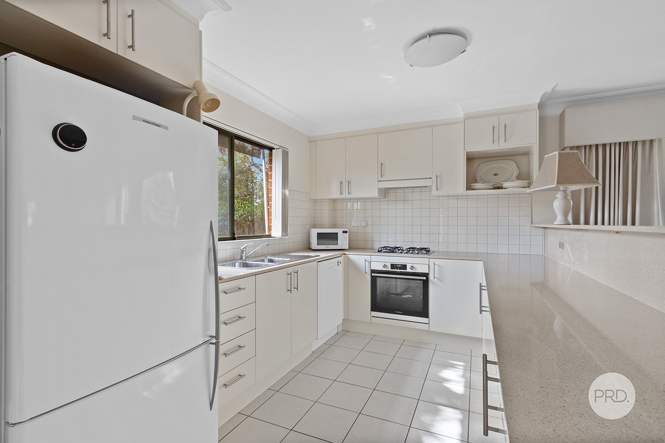 2/25-27 Henry Lawson Drive PEAKHURST 5