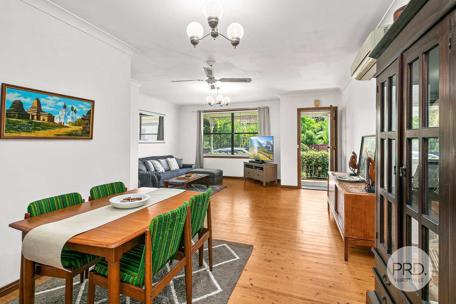 2/25 Bassett Street HURSTVILLE 2