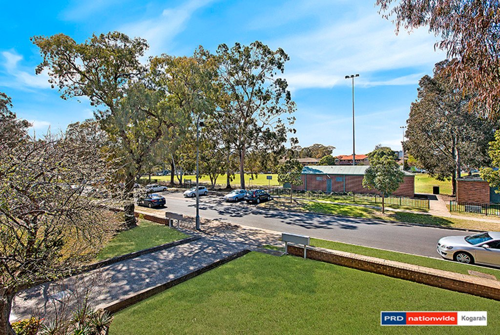 2/25 Cambridge Street MERRYLANDS 6