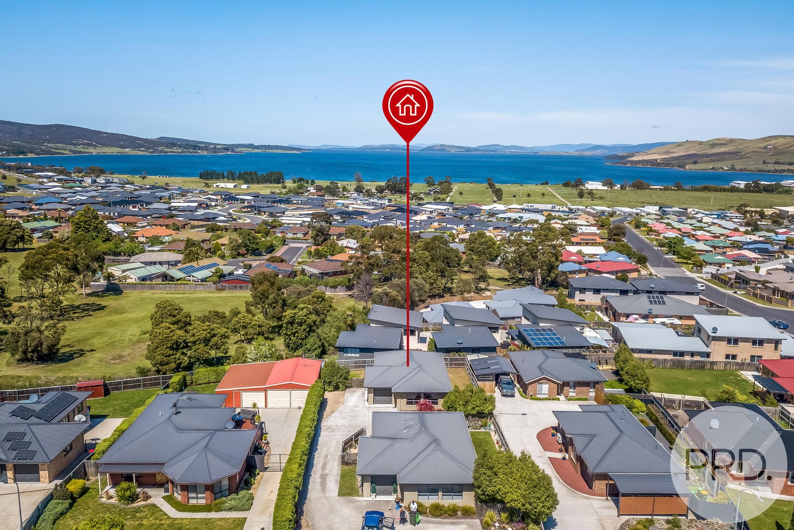 2/25 Cavenor Drive OAKDOWNS 2