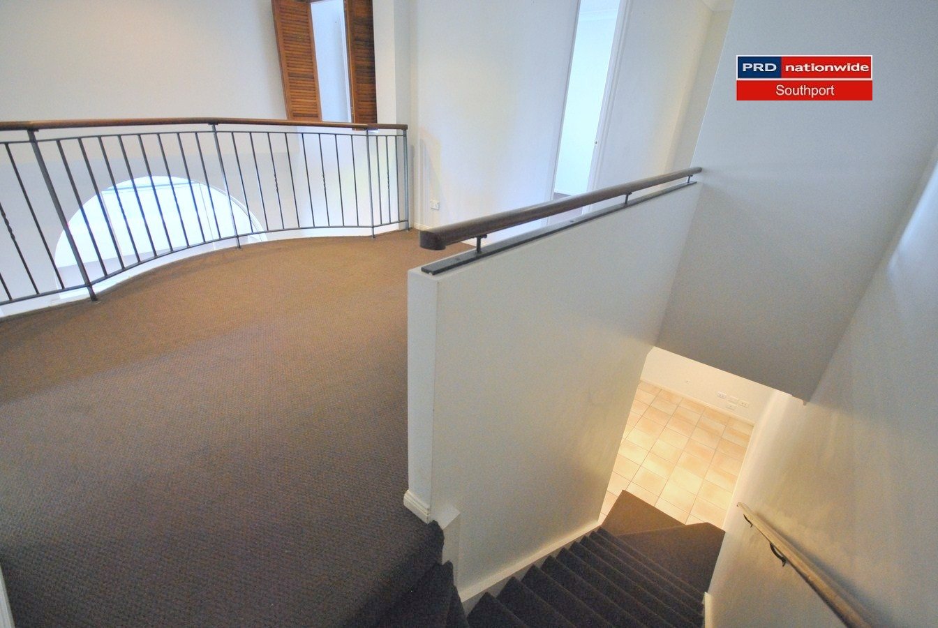 2/25 Charlton Street SOUTHPORT 14