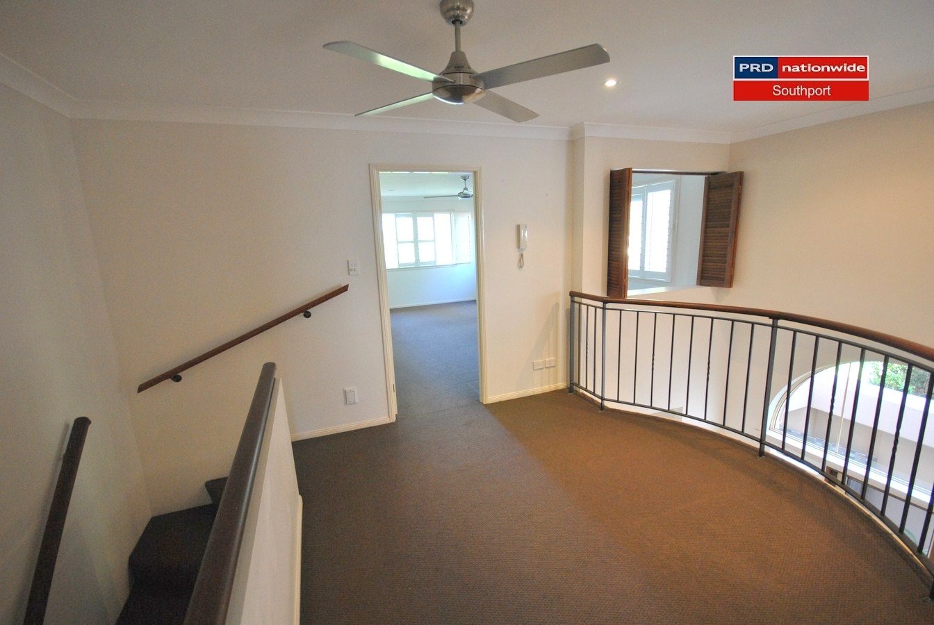 2/25 Charlton Street SOUTHPORT 15