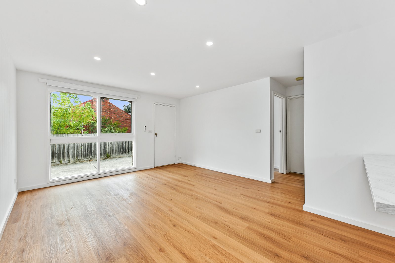 Gallery: 2/25 Chauvel Street