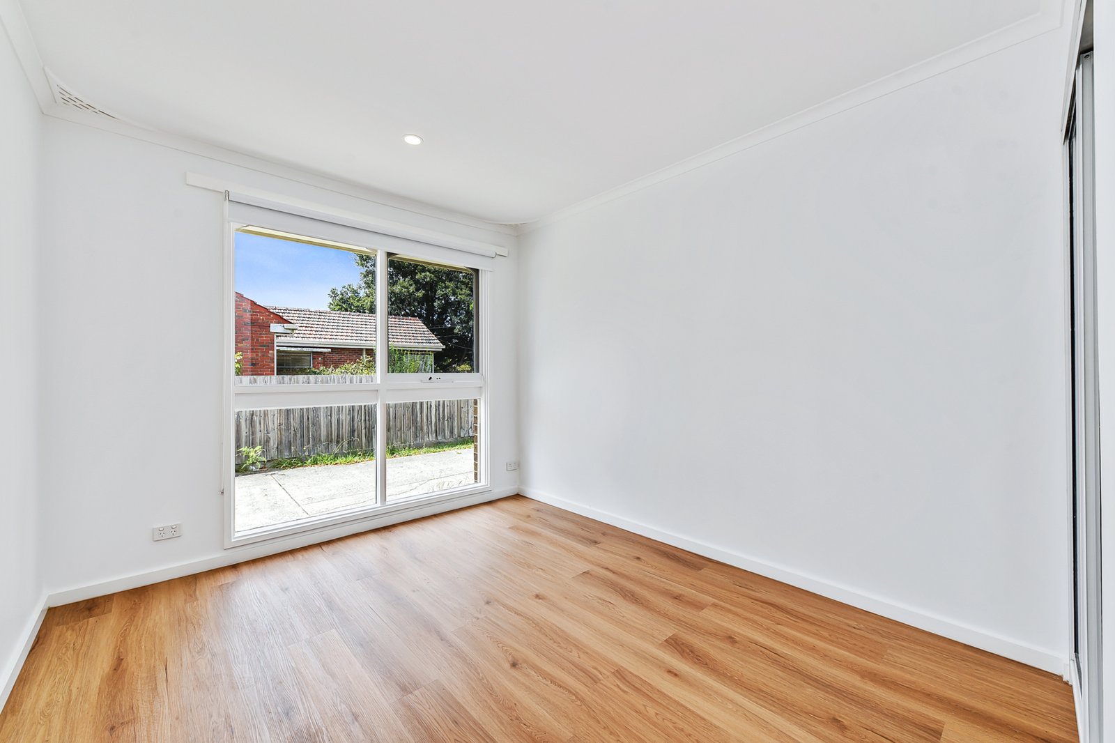 Gallery: 2/25 Chauvel Street
