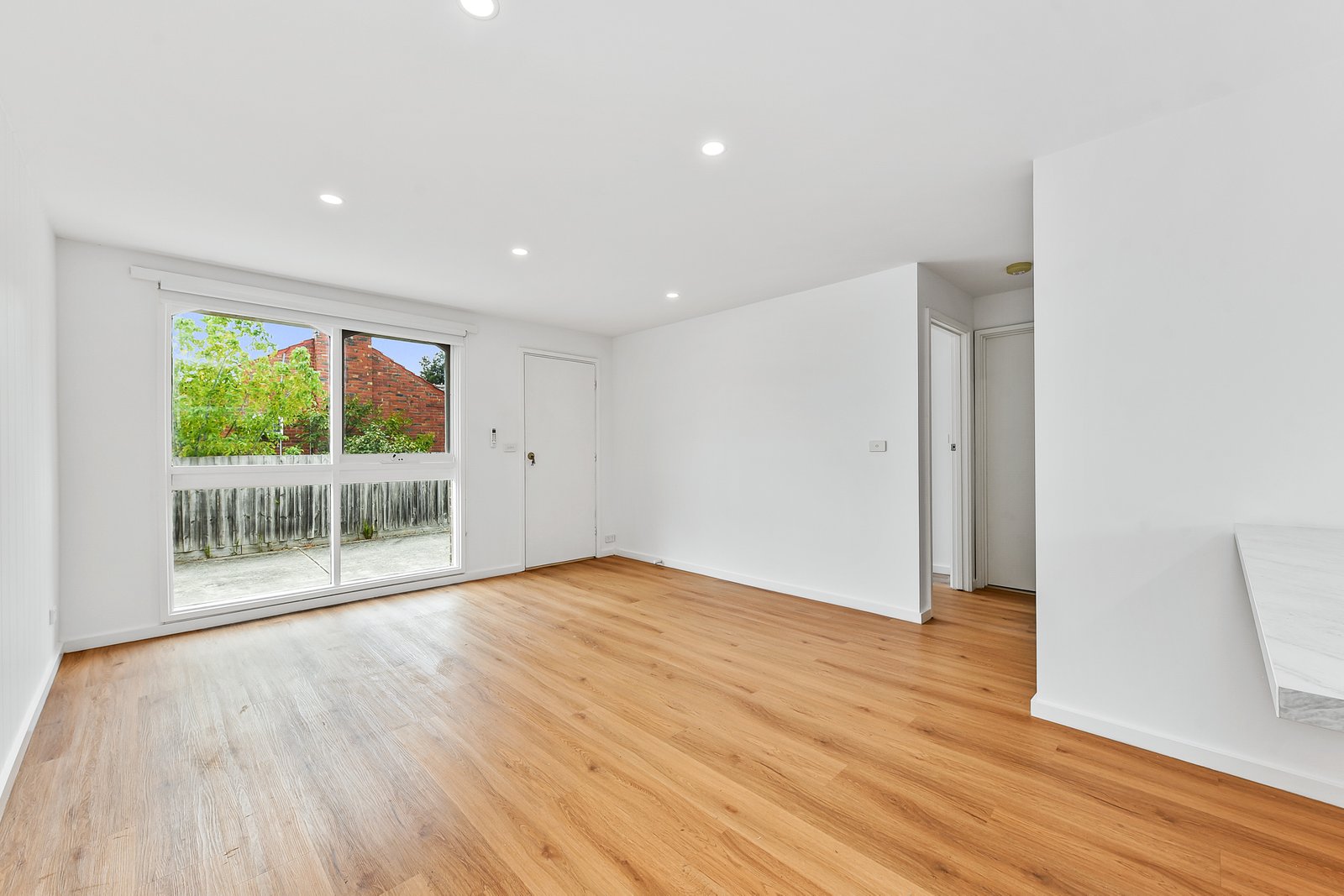 Gallery: 2/25 Chauvel Street