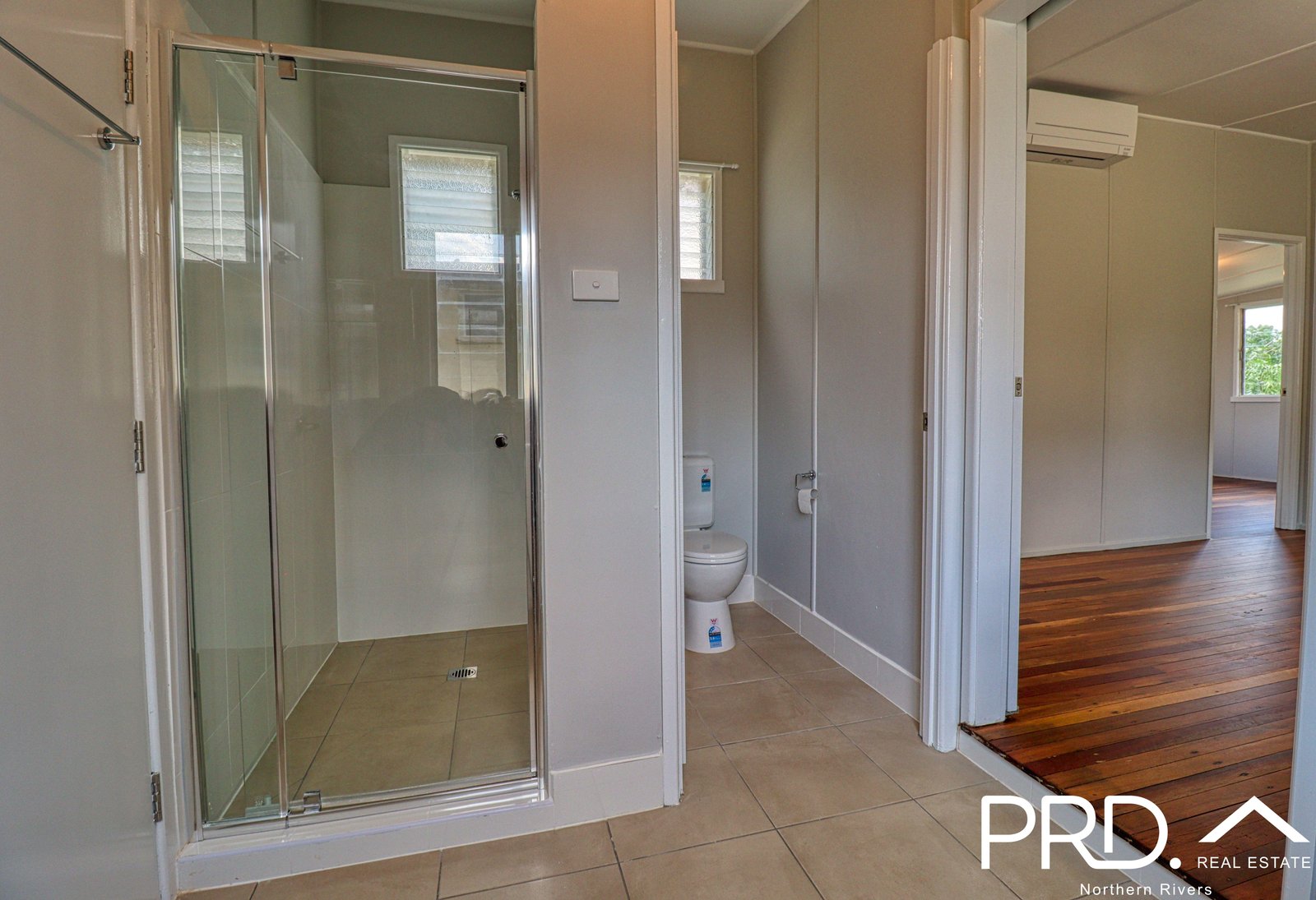 2/25 East Street CASINO 4