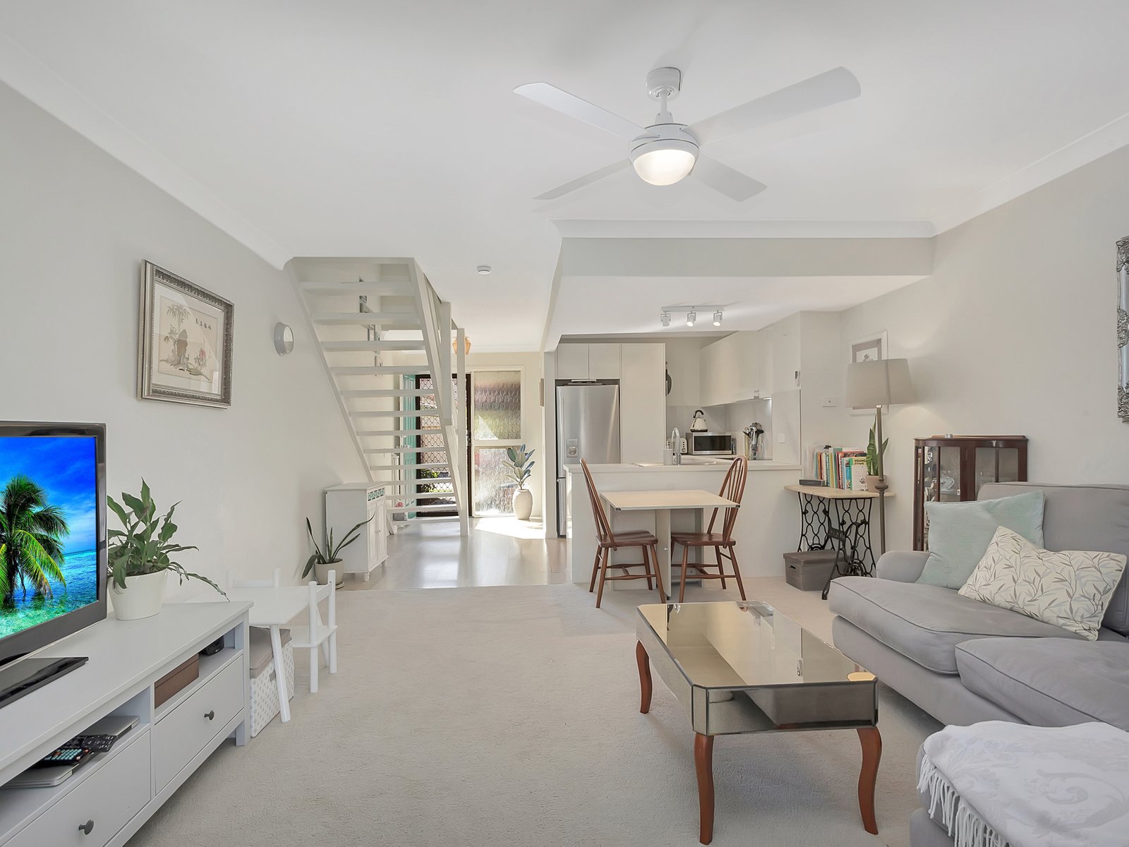 22/5 Galeen Drive BURLEIGH WATERS 1