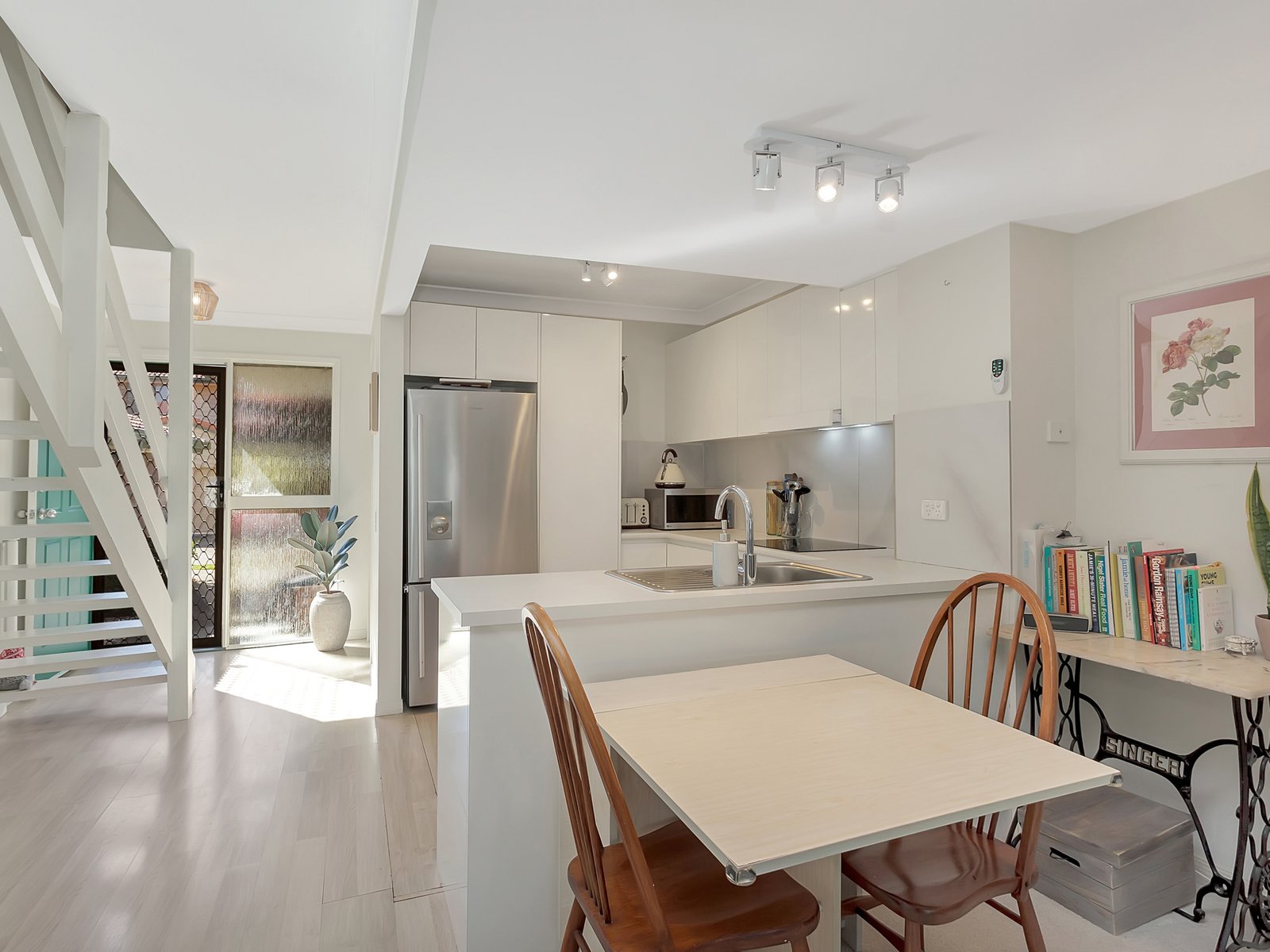 22/5 Galeen Drive BURLEIGH WATERS 13