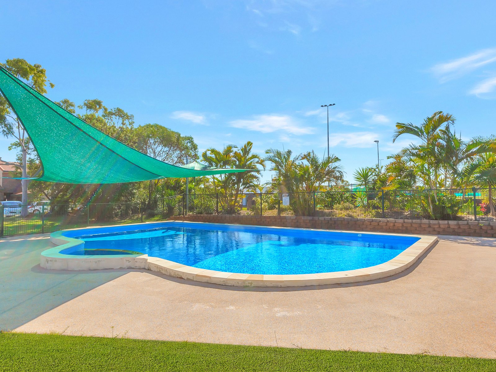 22/5 Galeen Drive BURLEIGH WATERS 15