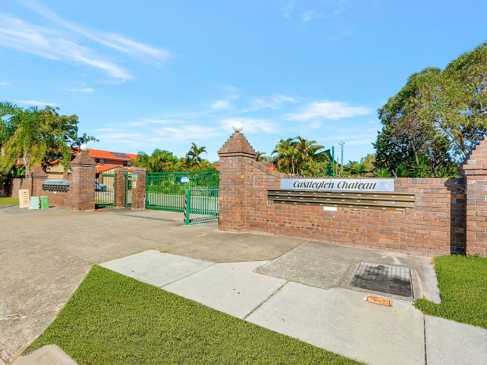 22/5 Galeen Drive BURLEIGH WATERS 16